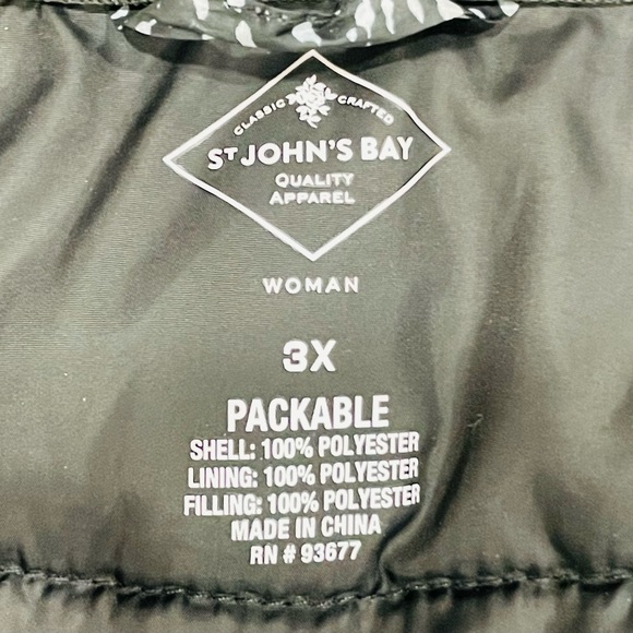 St John’s Bay Women’s Plus Size 3X Black & White Puffer Jacket With Hood - Picture 8 of 11